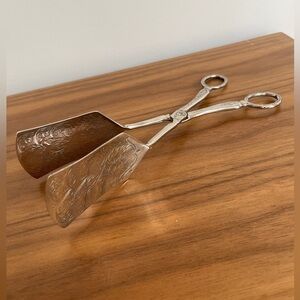 VINTAGE Silver Plated Engraved Dessert Pastry Sandwich Serving Tongs Tea Party